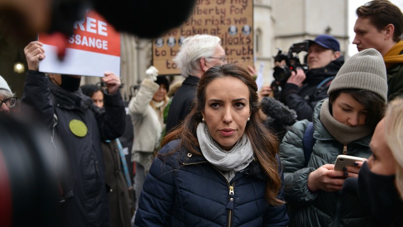 Жена Ассанжа сообщила о подготовке представления в МВД Британии по делу об экстрадиции
