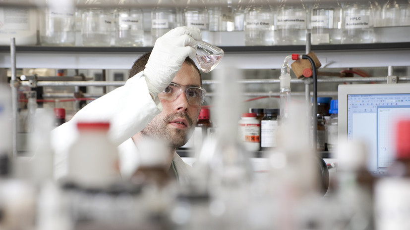 Замсекретаря Совбеза России рассказал о более чем 400 биолабораториях США по всему миру