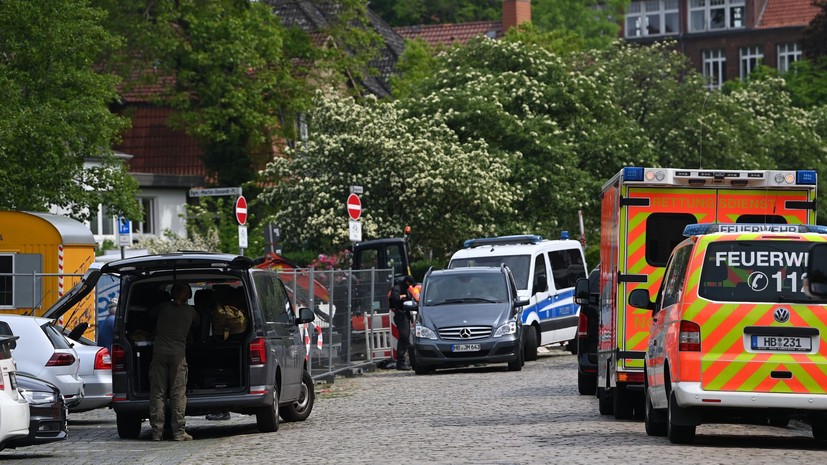 При стрельбе на территории школы в Германии пострадал один человек