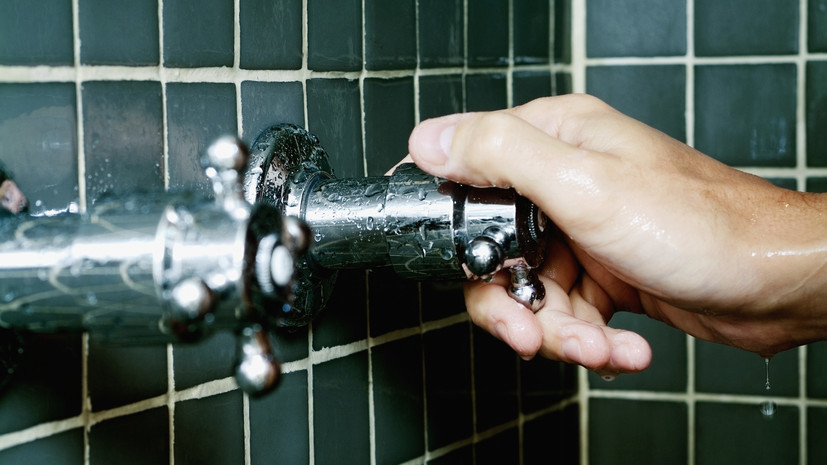 Врач Чернышова назвала противопоказания для контрастного душа