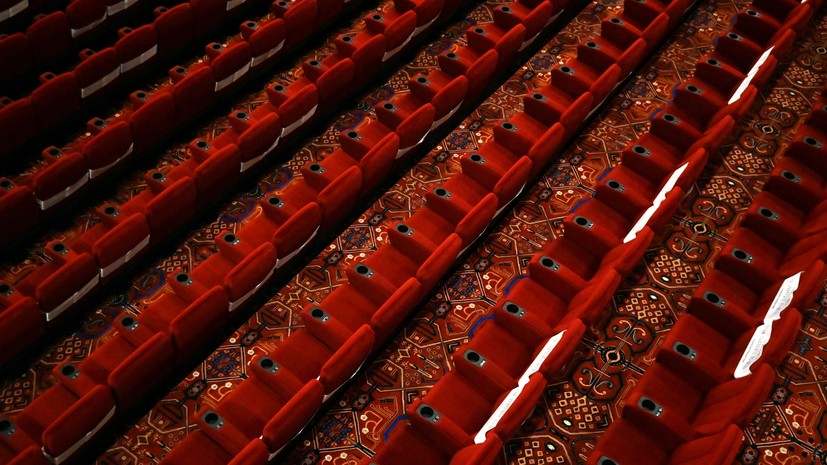 «Есть затраты и нет выручки»: почему в России начали закрываться кинотеатры