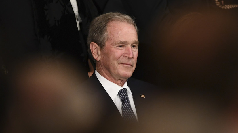 Джордж Буш посмеялся над сравнением Зеленского с Моникой Левински