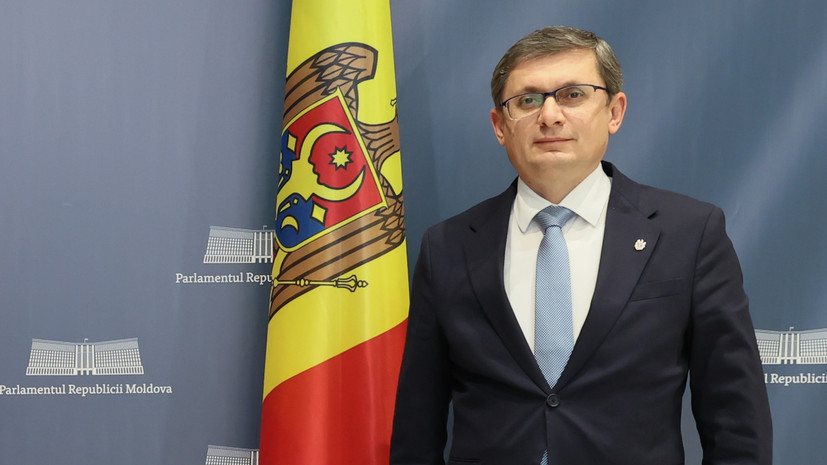 Спикер парламента Молдавии заявил о вынужденном соблюдении антироссийских санкций