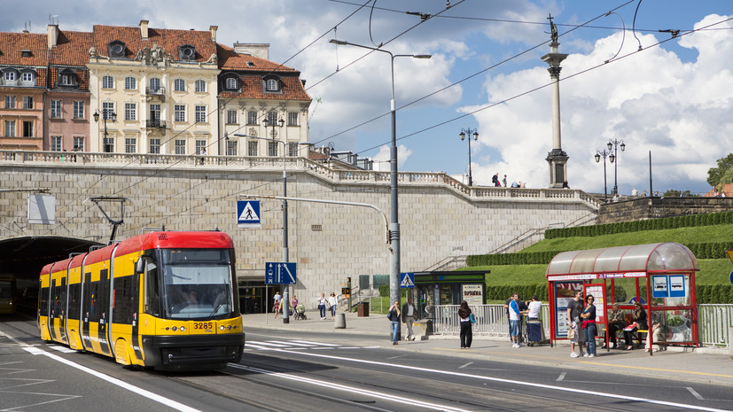 Варшава вслед за другими городами Польши отменяет бесплатный проезд для граждан Украины