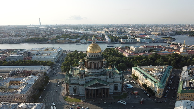 Власти Ленобласти поздравили жителей Петербурга с Днём города