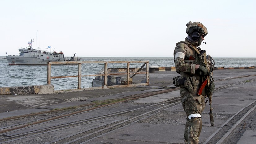 Специалисты ЧФ изучают возможность подъёма корабля ВМС Украины «Донбасс»