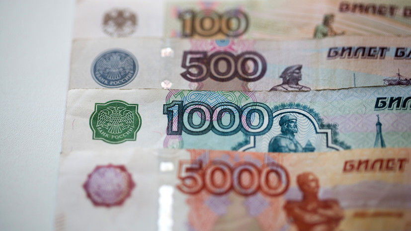 Экономист Гинько назвал преимущества сильного рубля