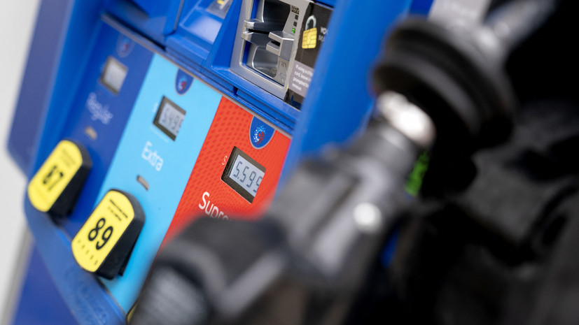Цены на бензин в США достигли $4,622 за галлон