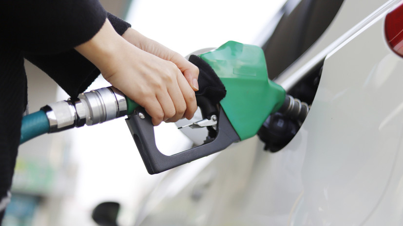 Рекордного значения достигли цены на бензин в Испании