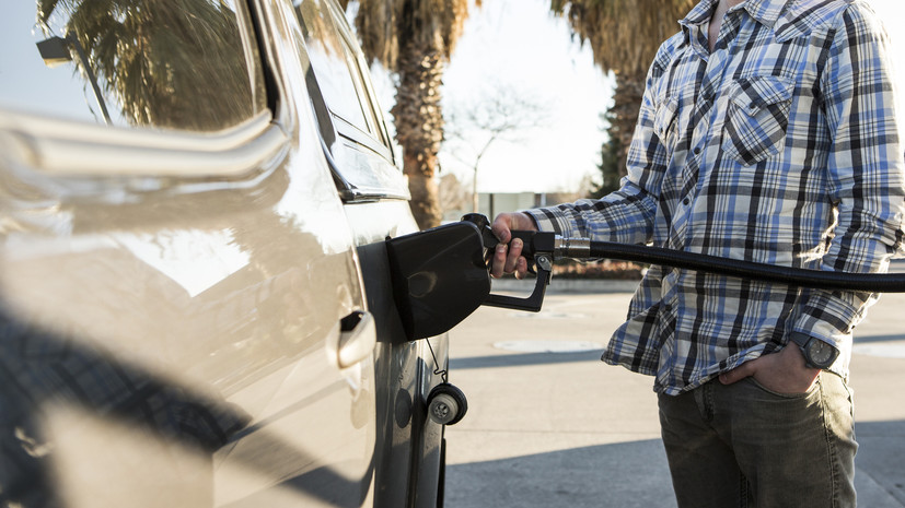 Цены на бензин в США обновили рекордные значения