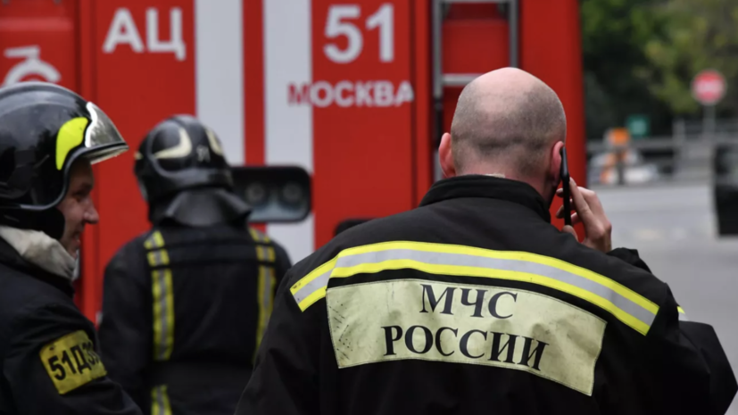 Более 120 человек удалось спасти из горящего бизнес-центра на западе Москвы