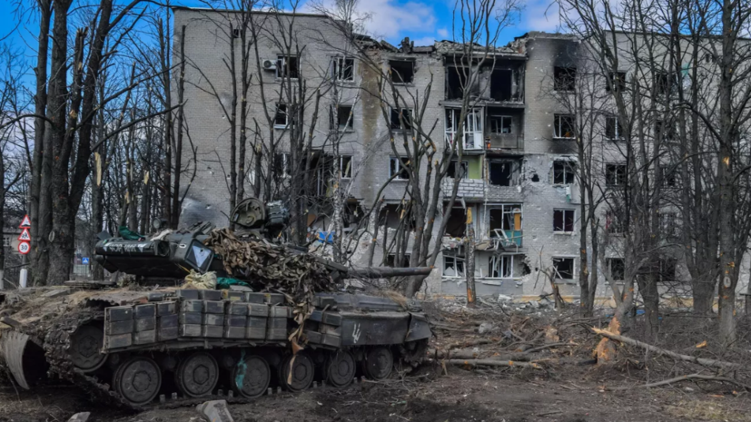 Политолог Ливен: конфликт на Украине рискует перерасти в противостояние США с Россией
