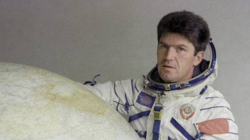 «Роскосмос» сообщил о смерти советского космонавта Валерия Рюмина