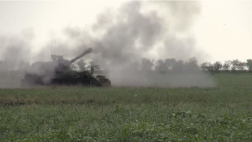 Минобороны России показало работу артиллерийских установок «Акация» на Украине