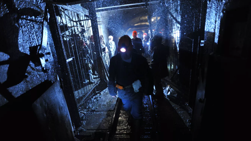 В Донецке из-за обстрела обесточена шахта имени Скочинского