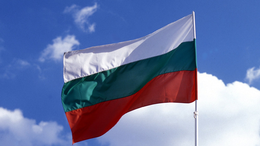 Глава МИД Болгарии подала в отставку