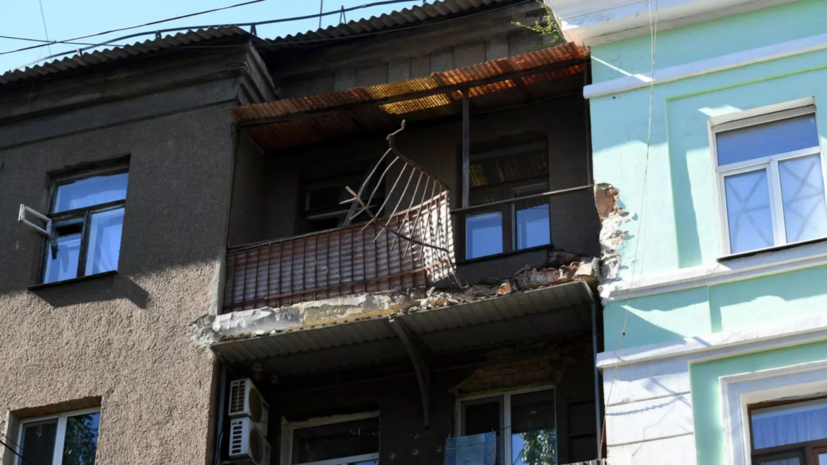 При обстреле Донецка со стороны ВСУ снаряд попал в здание роддома