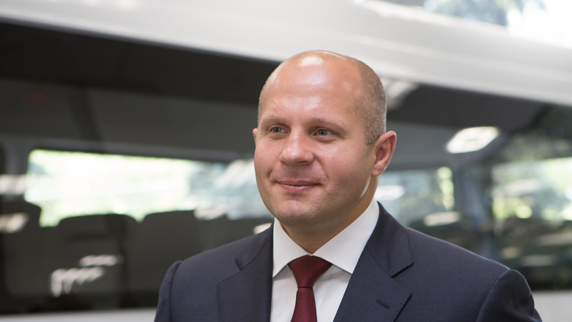 Тренер «Ермака» предположил, почему Емельяненко участвовал в выборах главы Союза ММА