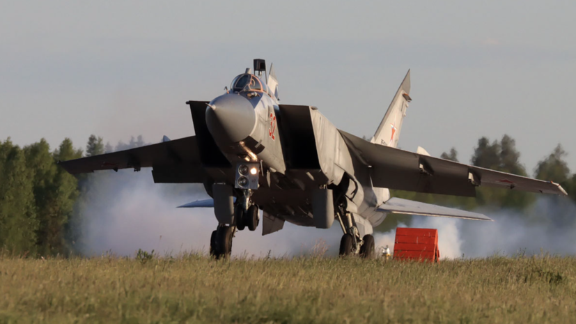 В Тверской области прошли учения авиационных экипажей Ленинградского объединения ВВС и ПВО