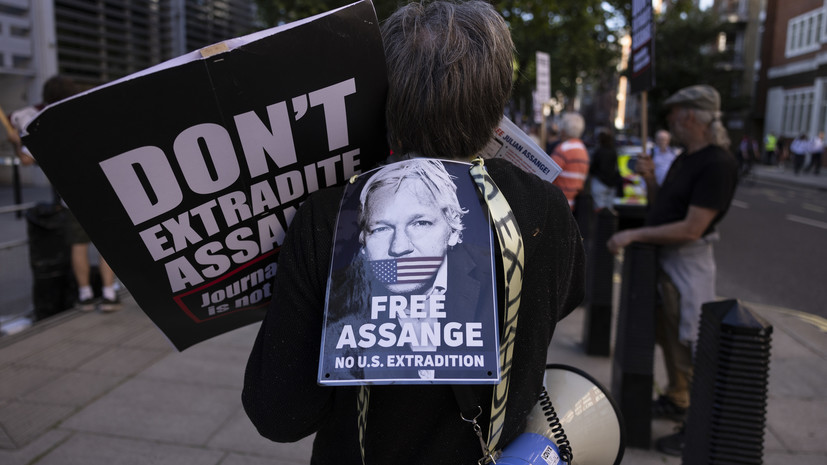 В МИД Германии заявили о контактах Берлина с Лондоном по делу Ассанжа