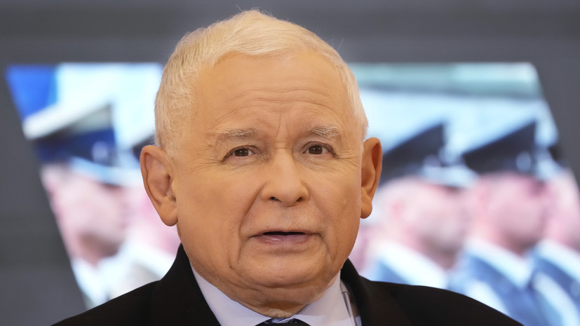 Глава правящей партии Польши Качиньский объявил об отставке