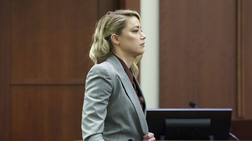 Звёздная месть: Эмбер Хёрд планирует написать книгу о суде с Джонни Деппом