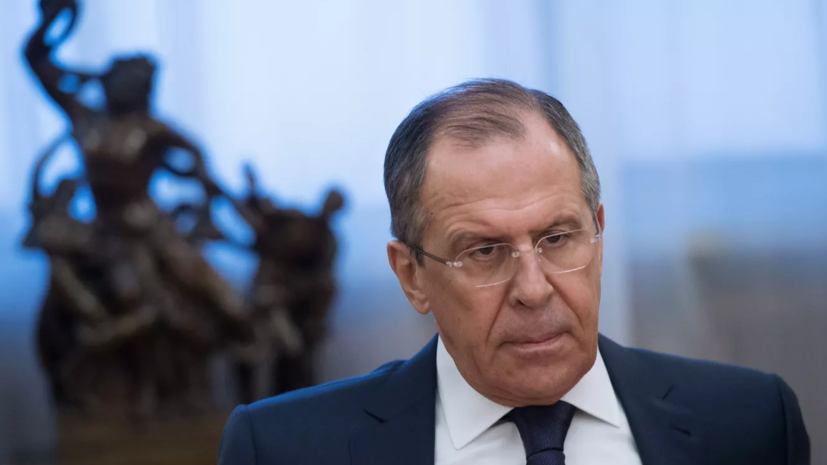 Лавров заявил, что Запад выгораживает Киев «по поводу и без»