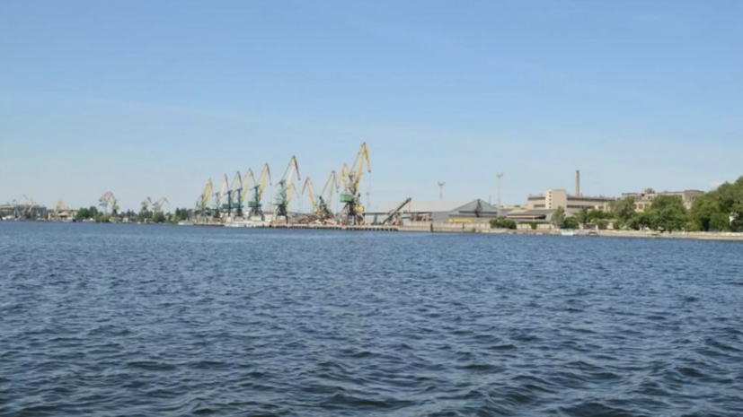 Замглавы ВГА Стремоусов: херсонский порт не могут покинуть 12 иностранных судов