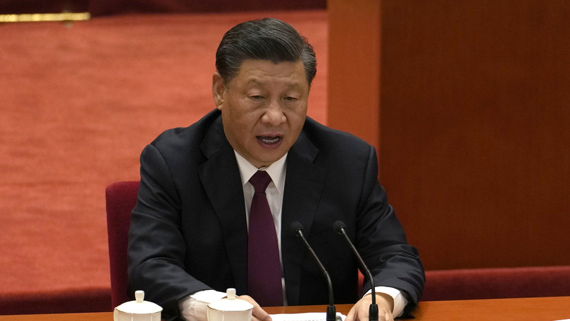 Си Цзиньпин призвал страны БРИКС бороться с односторонними санкциями
