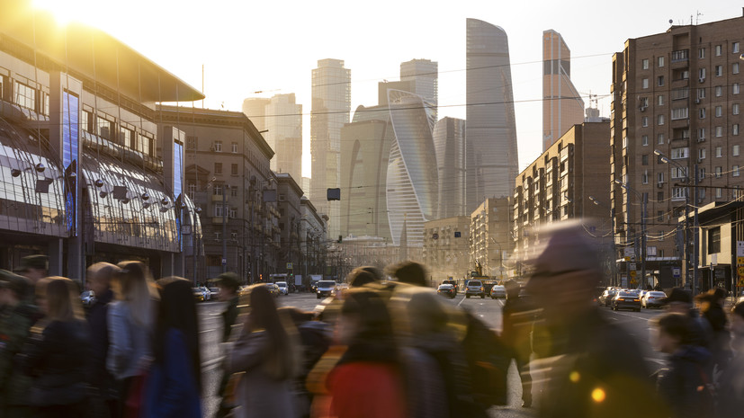 Психолог Вронский рассказал, как противостоять минусам проживания в мегаполисе