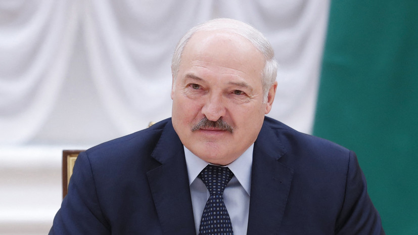 Лукашенко поздравил Путина с 30-летием установления дипотношений между странами