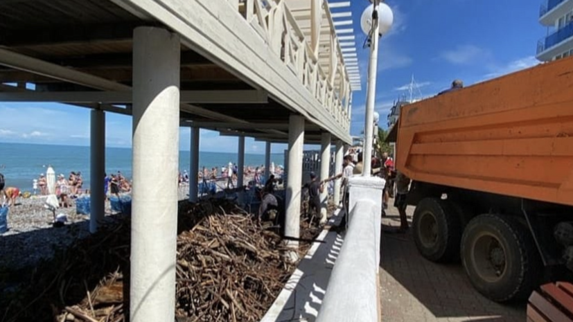 Власти Сочи заявили о повреждении 86 домов в городе из-за непогоды