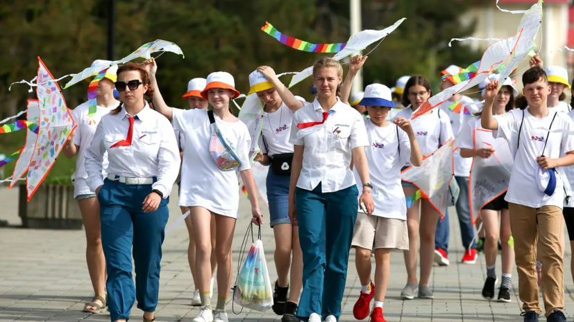 В детских лагерях Краснодарского края отдыхают 467 детей из Донбасса