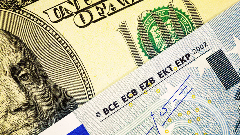 Экономист Лебединская объяснила ситуацию с курсом доллара и евро