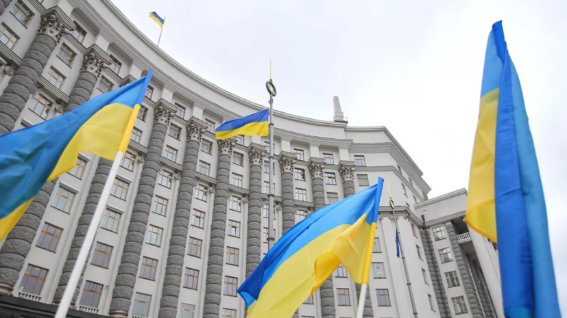 Советник Зеленского заявил, что для восстановления Украине нужен $1 трлн