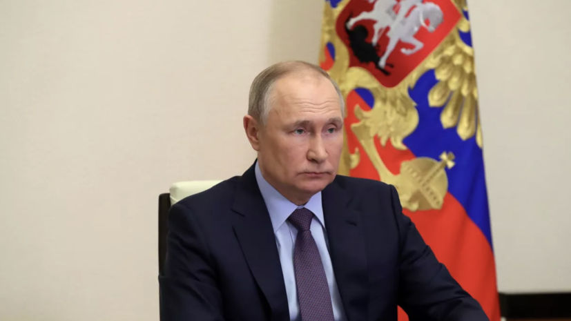 Путин предложил обсудить на оперативном совещании Совбеза работу ОПК