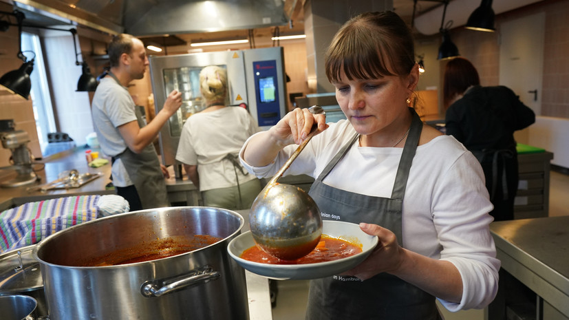 Захарова: борщ в защите ЮНЕСКО не нуждается, а подлежит полному уничтожению в тарелке
