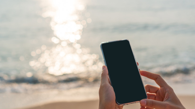 Офтальмолог Коваль рассказала, как защитить глаза от излучения смартфона