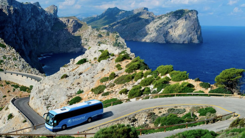 Исследование: россияне стали чаще путешествовать по стране на автобусах