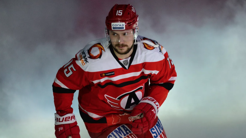 Голышев подписал новый контракт с ХК «Автомобилист»