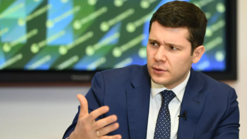 В Калининградской области наградили получивших 100 баллов на ЕГЭ выпускников