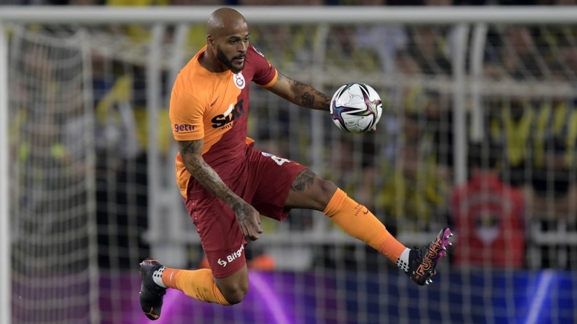 Источник: «Зенит» предложил «Галатасараю» €15 млн за защитника Маркао