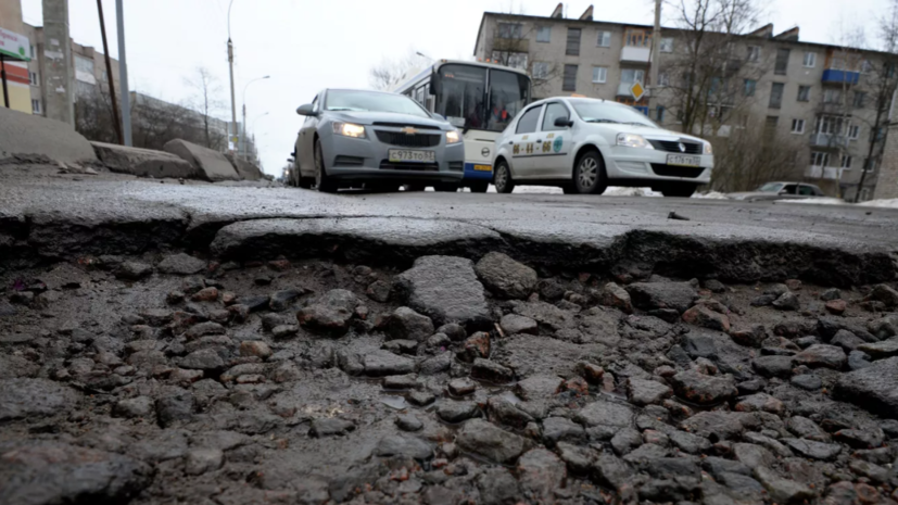 В Крыму пострадали более 220 объектов дорожной инфраструктуры после сильных дождей