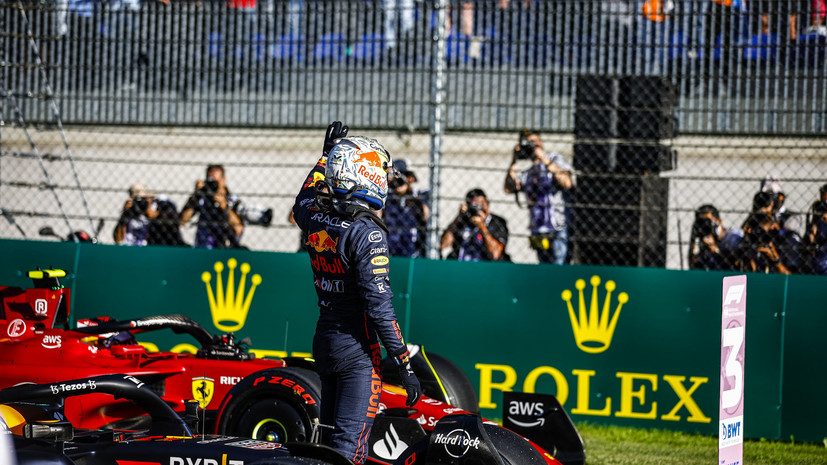 Леклер формула 1. Формула 1 1976 год гран при франции. Ред булл формула 1. Армада спринт були. Адм мячково формат sprint.