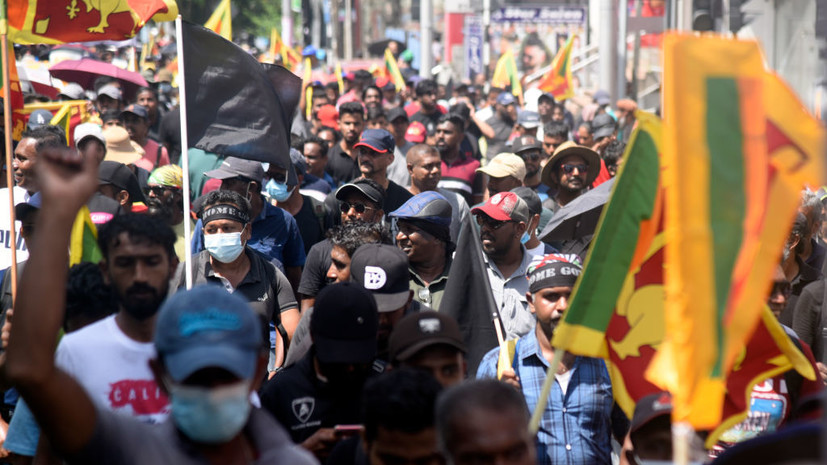 Посольство заявило об отсутствии опасности для дипломатов и туристов из России в Шри-Ланке