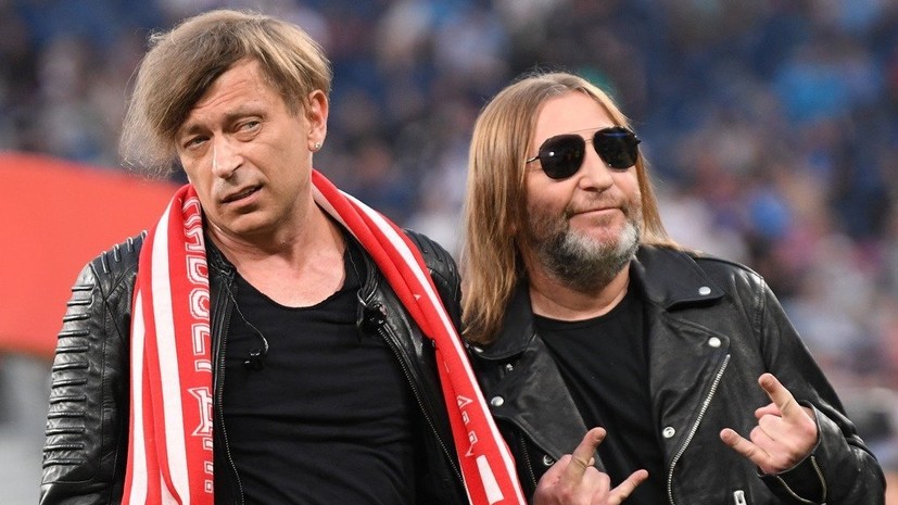 Вокалист «Би-2» — о выступлении после Суперкубка: кроме нервов, ничего не заработал