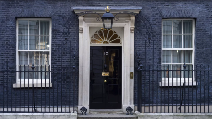 Sky News: в третий тур выборов премьер-министра Великобритании прошли пять кандидатов