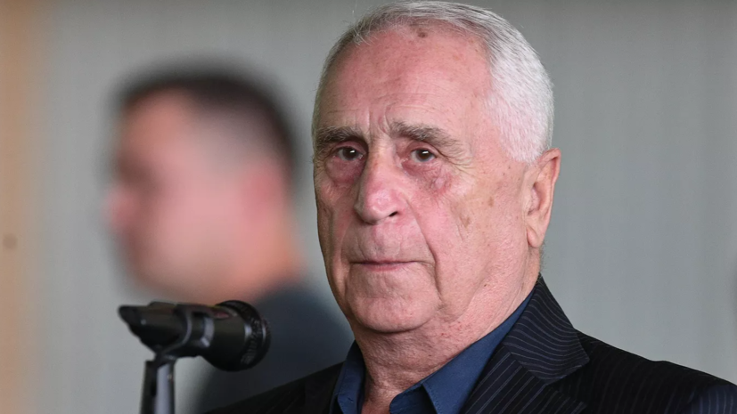 Кавазашвили: Дзюба сидит без клуба, потому что помешан на деньгах