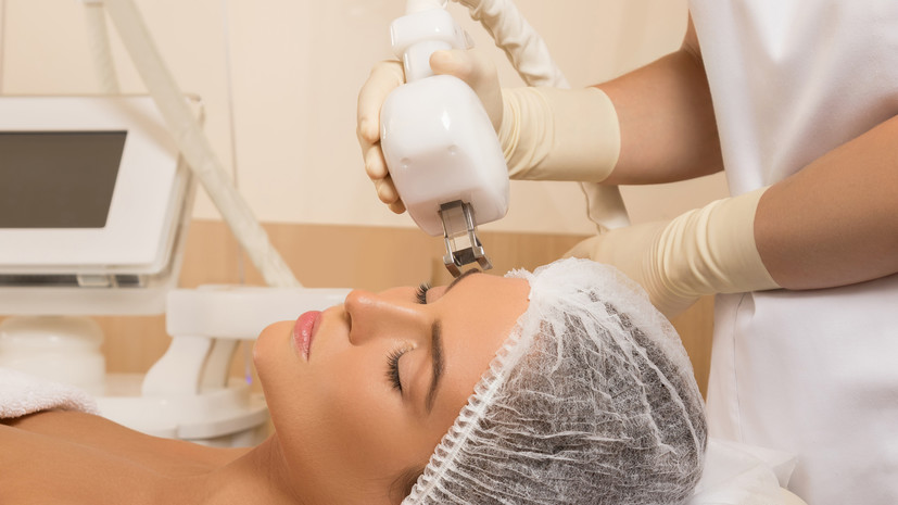 Врач Дормидошина рассказала о косметических процедурах, которые не стоит делать летом