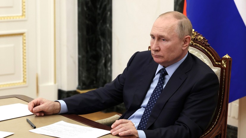 Путин поручил Мишустину взять на контроль реализацию высокотехнологичных направлений